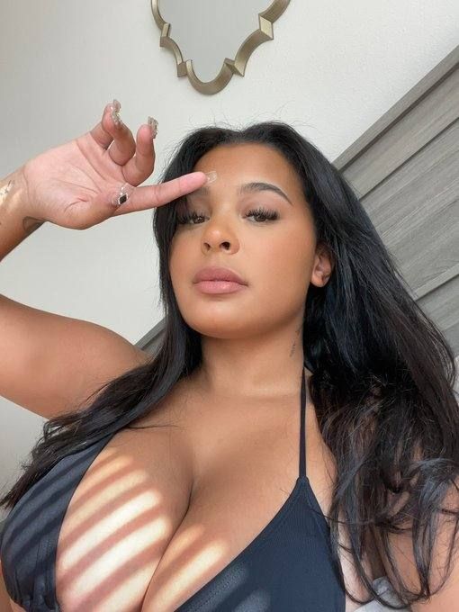 NO PAYMENT REQUIRED- SEXY SINGLE MOM FOR MEET AND FUCK AS LONG AS YOU KNOW HOW TO USE YOUR DIVK 🍑🍑💦💦 - Image 2